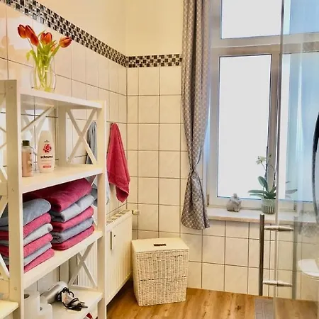 Attraktive Mit Balkon Zum Gruenen Hinterhof Lejlighed *