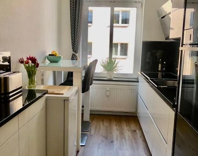 公寓 Attraktive Mit Balkon Zum Gruenen Hinterhof *